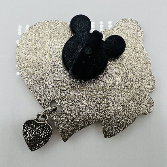 Belle Dangling Heart Jewel Disney Pin DLRP Disneyland Resort Paris Trading RARE - Picture 9 of 9